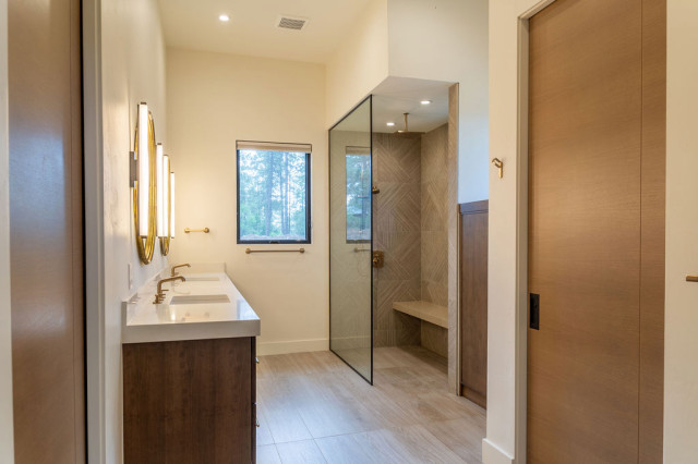 Bridge at Overlook contemporary-bathroom