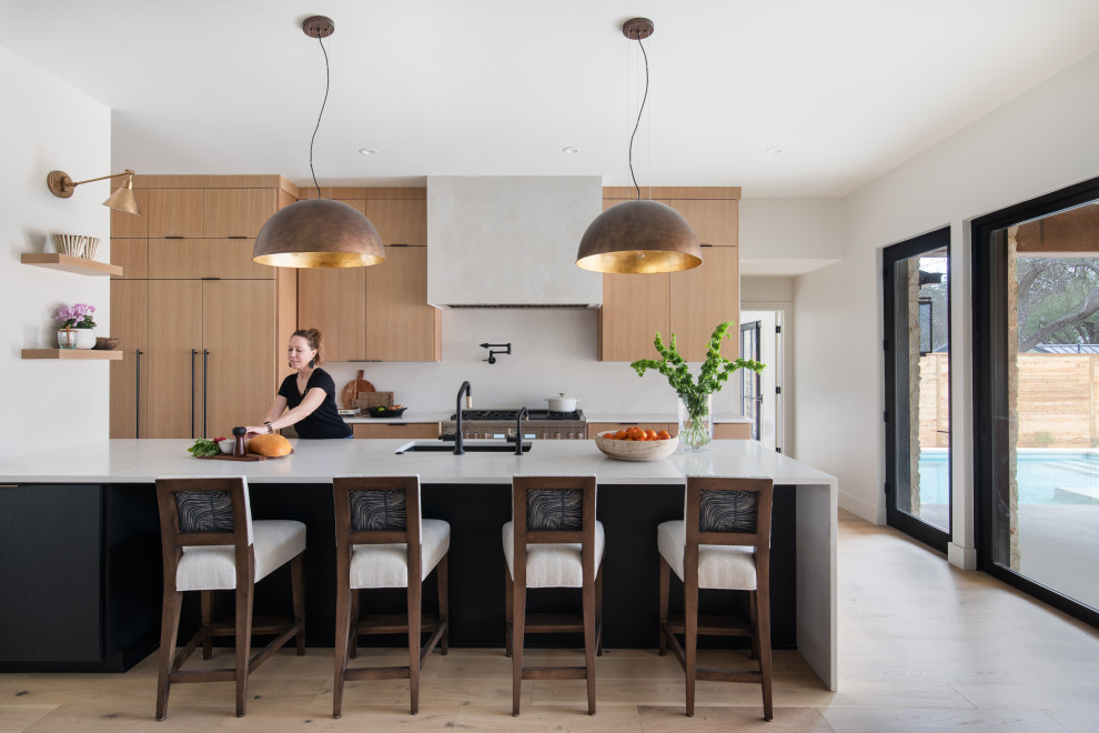 Mesa Oaks - Contemporary - Kitchen - Austin - by Etch Design Group