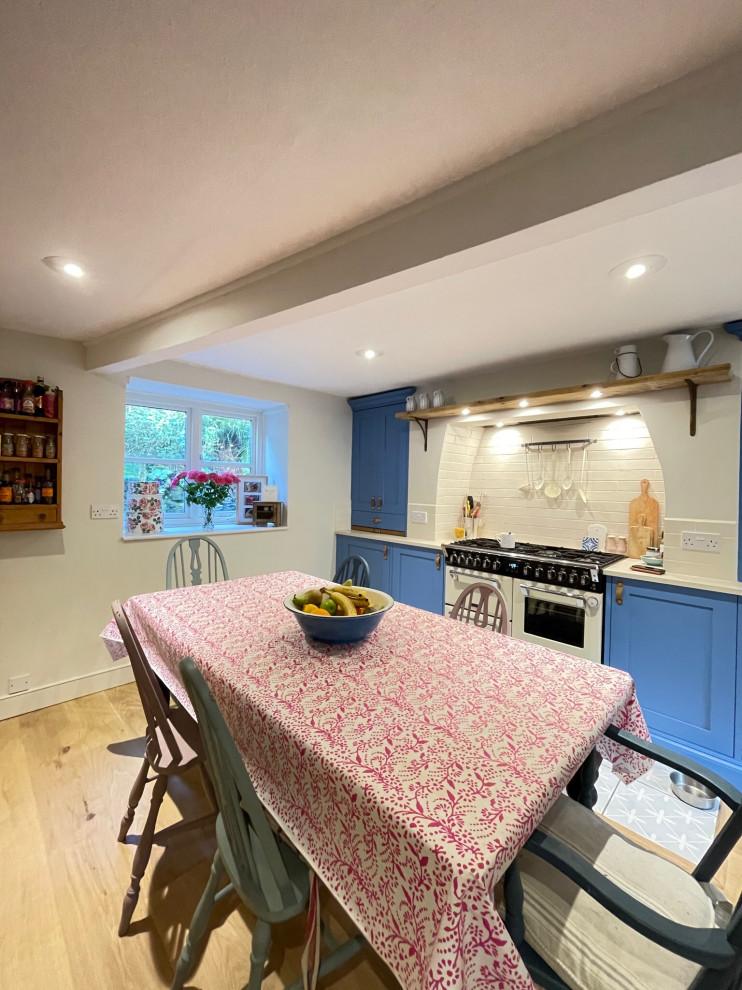 Country Shaker Kitchen