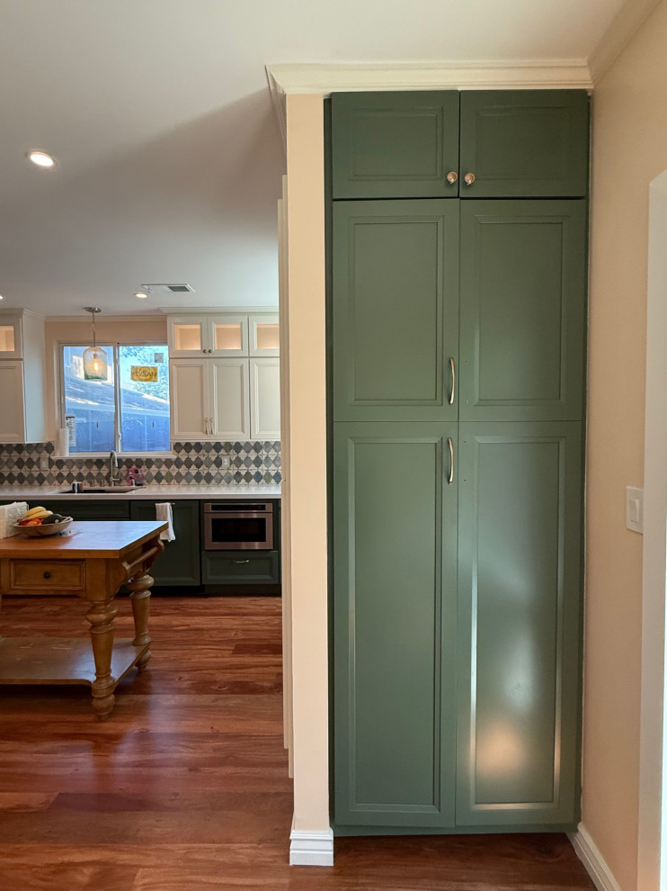 Wonderful Warm Updated Family Kitchen