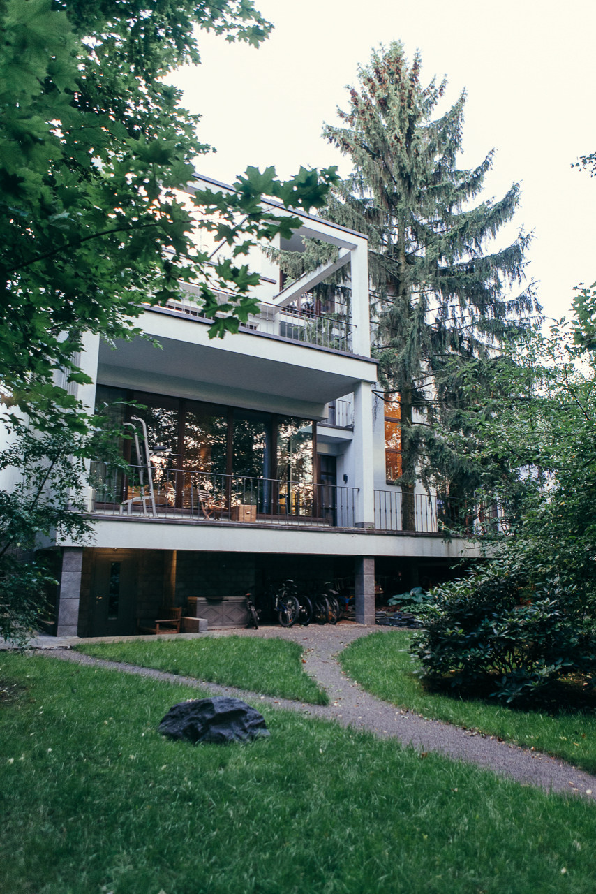 История о доме, построенном в "странном" месте