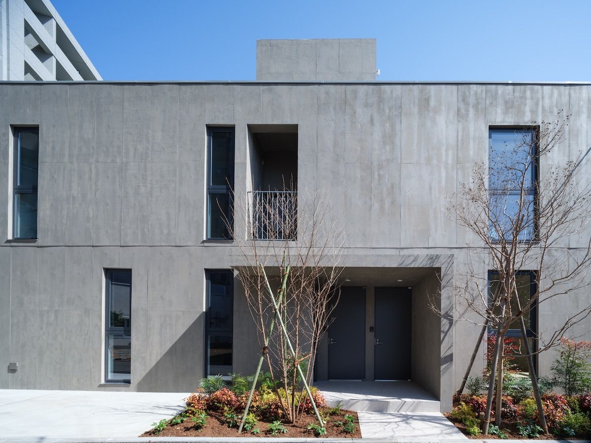Modern exterior home idea in Tokyo