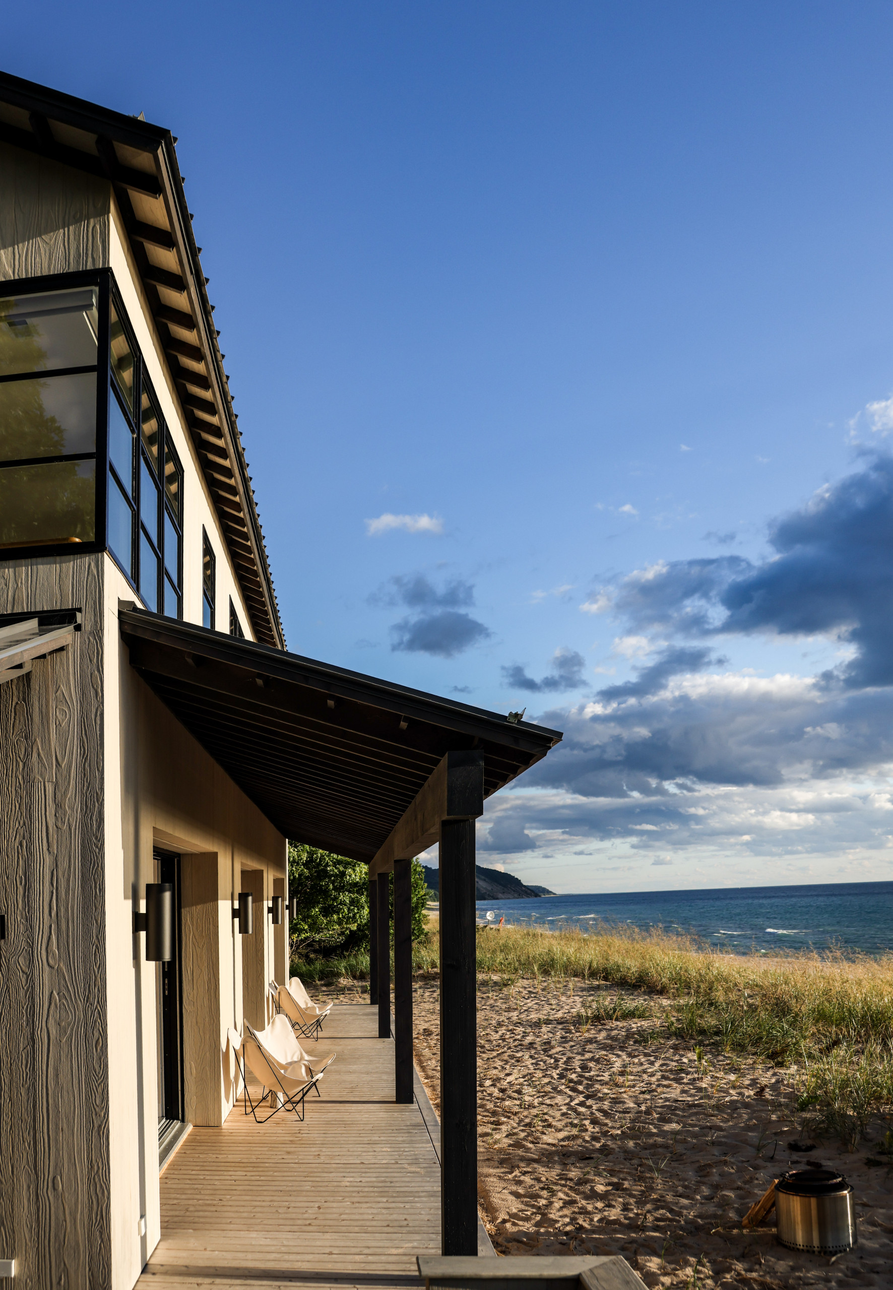 Modern Contemporary Beach House