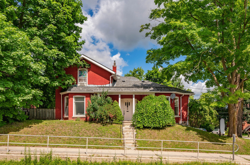 What color should I paint my house