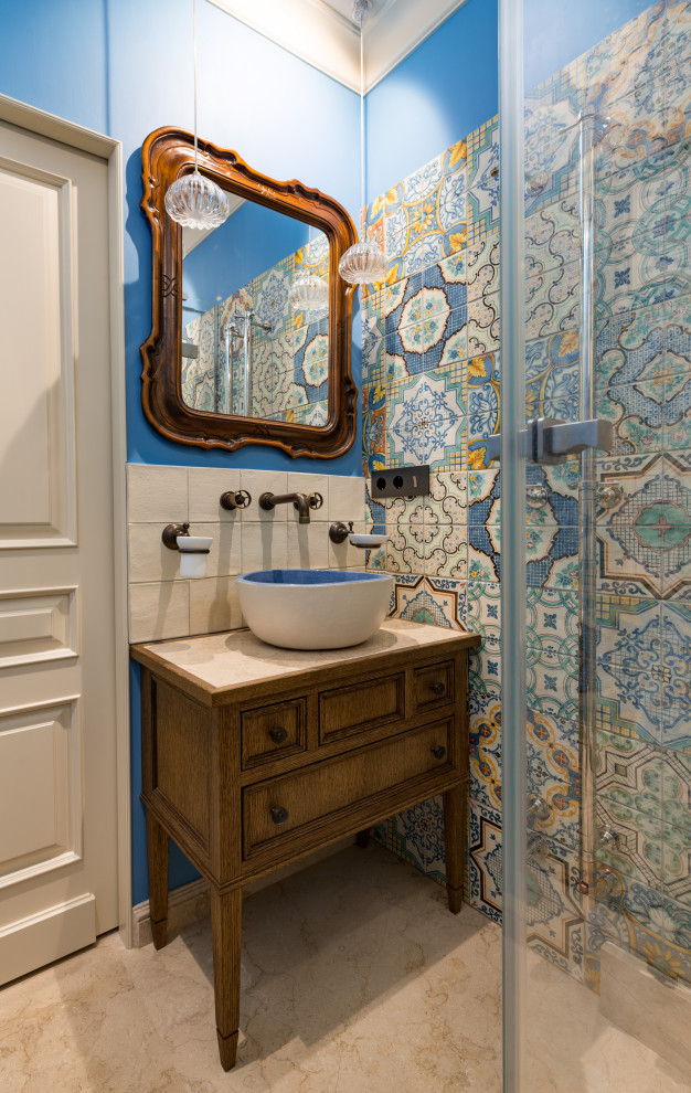 Inspiration for a transitional bathroom in Moscow.