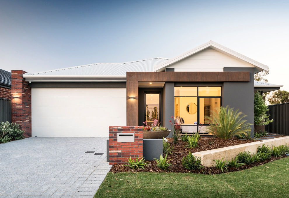 Design ideas for a contemporary exterior in Perth.
