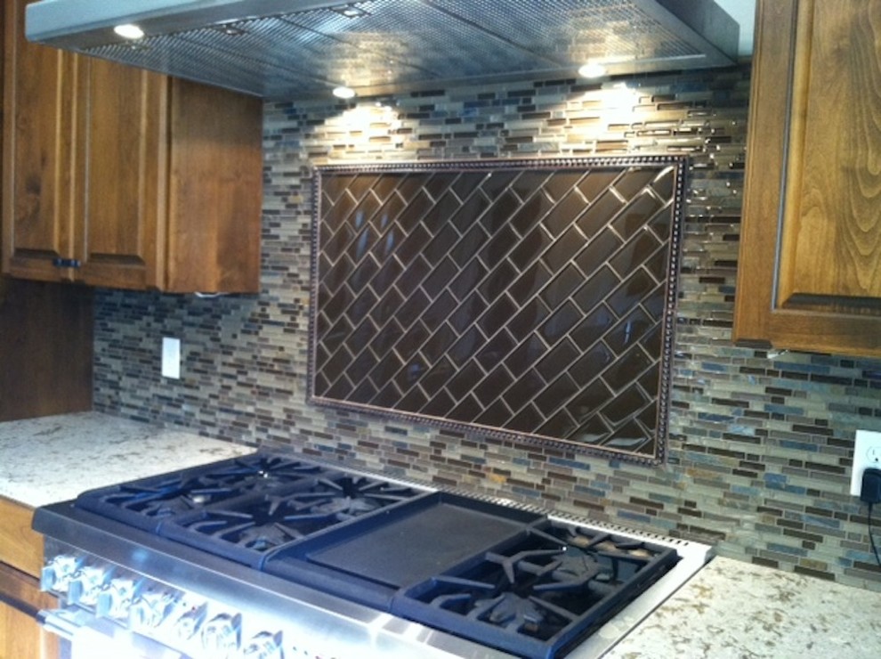 Transitional kitchen photo in Cedar Rapids