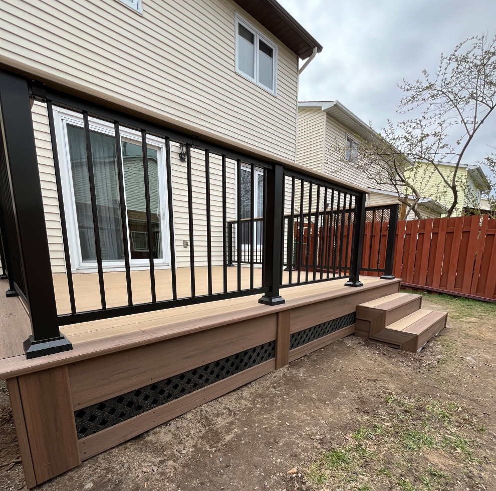 Azek Weathered Teak and English Walnut pvc