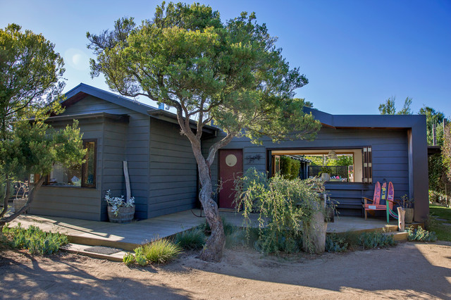 Contemporary Beach House coastal-house-exterior