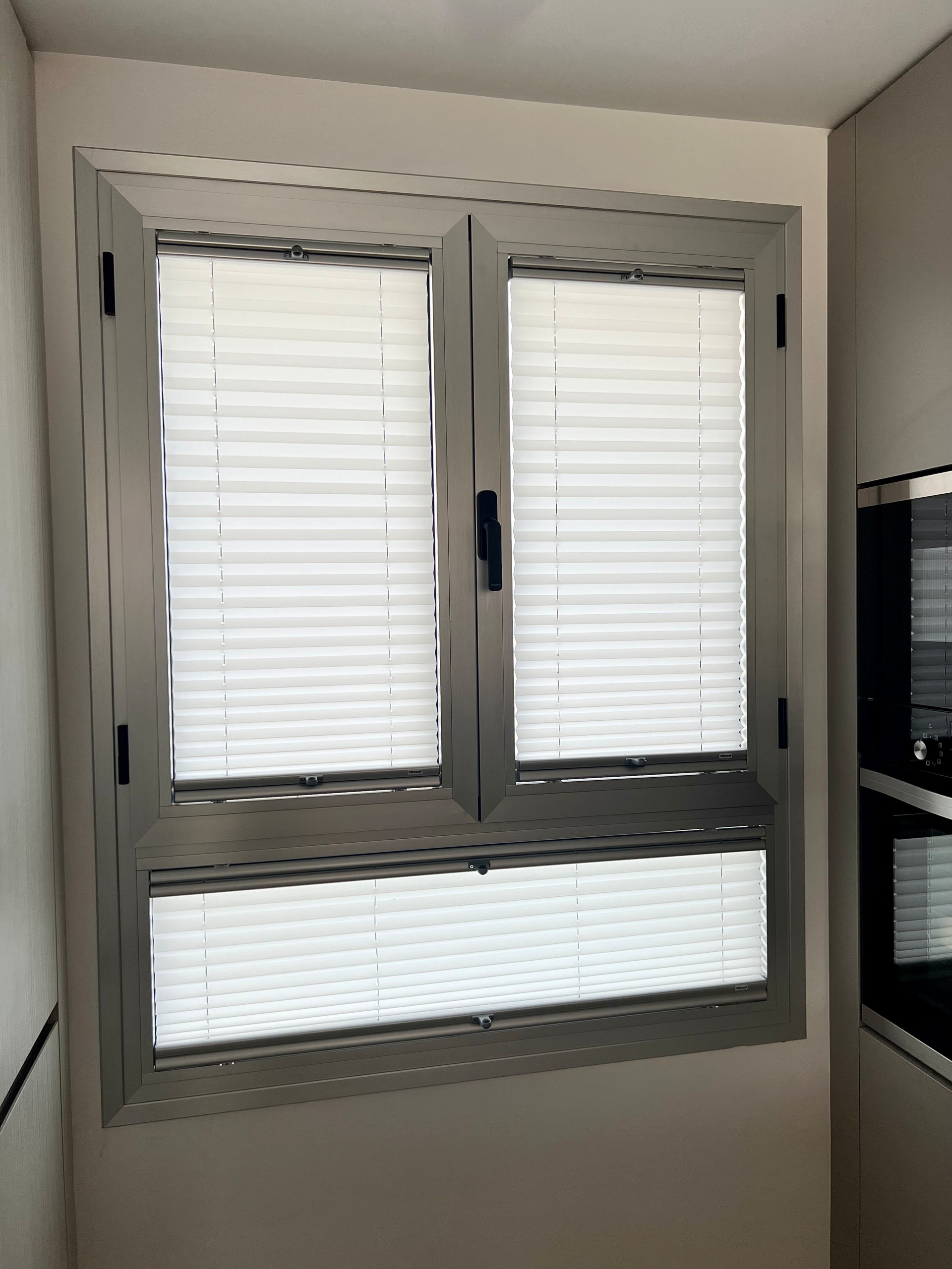 PLEATED BLINDS