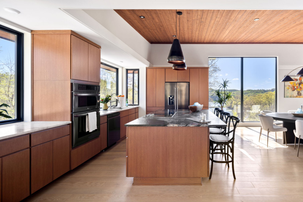 New Build: Lake Pointe Residence