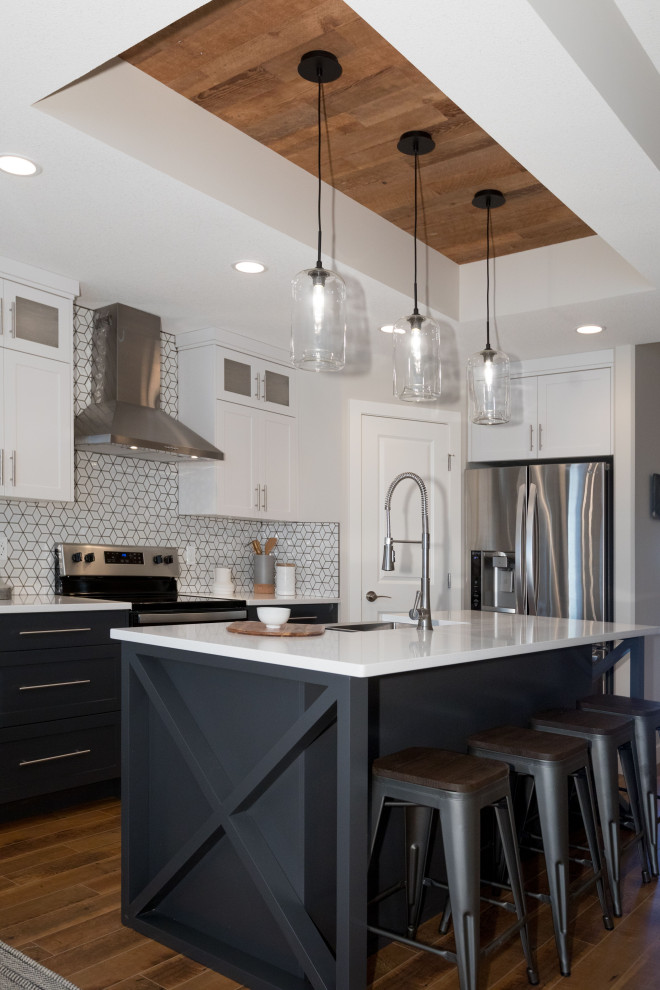 Kitchen - kitchen idea in Calgary