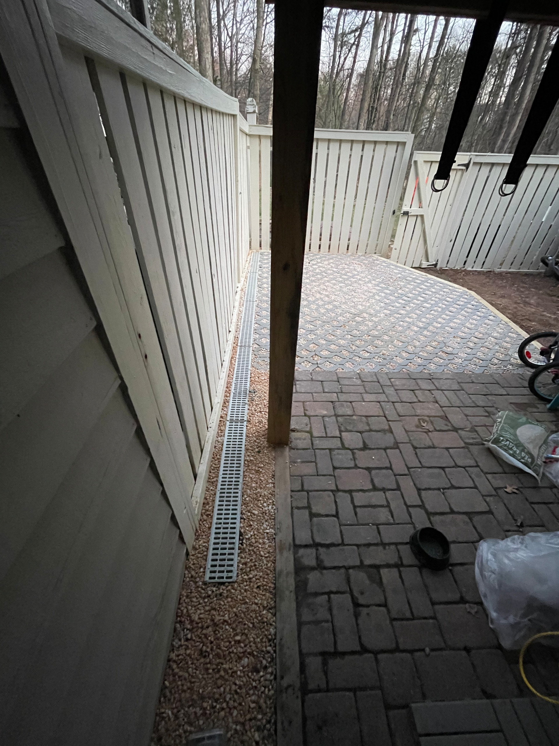 New drainage & concrete pavers slab