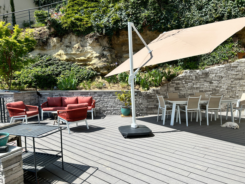 Idée de décoration pour une terrasse chalet.