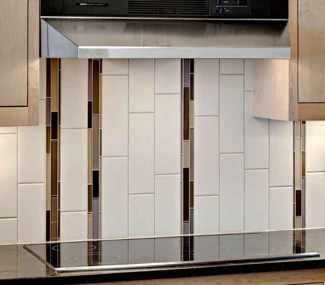 Mbros's Kitchen Remodels minimalistisch-kueche
