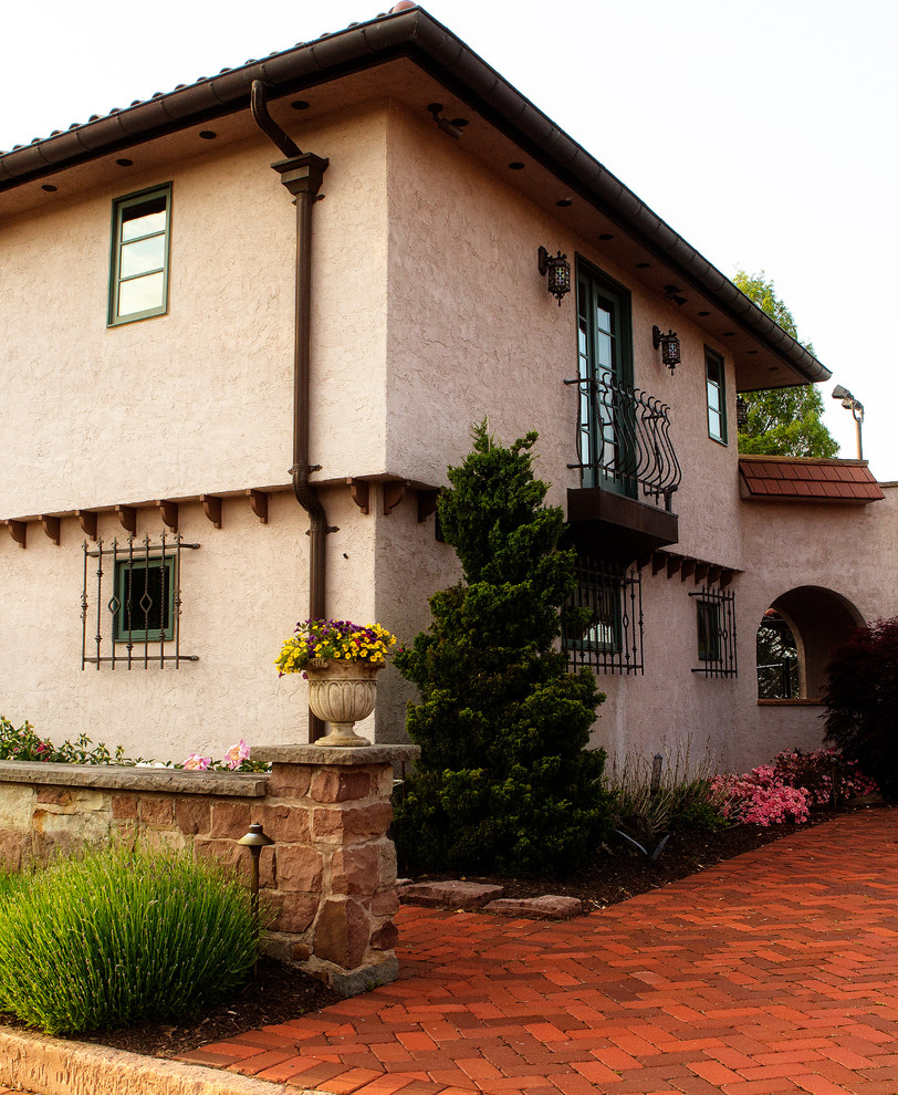 This is an example of a transitional landscaping in New York.