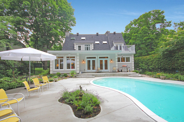 French Cape Cod classique-facade