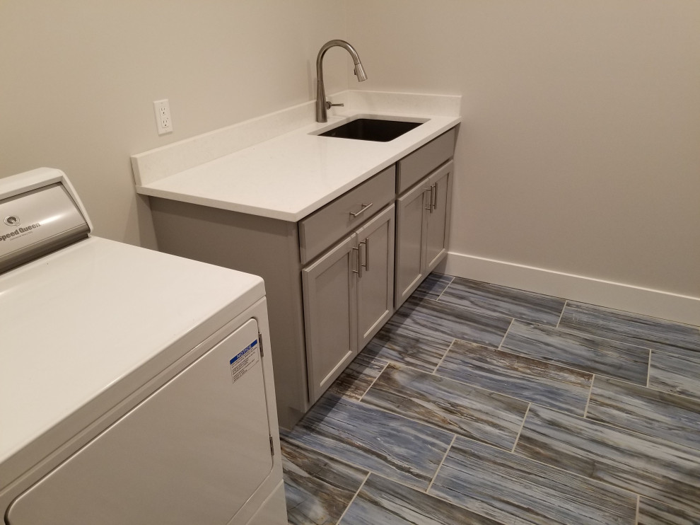 Design ideas for a laundry room in Detroit.