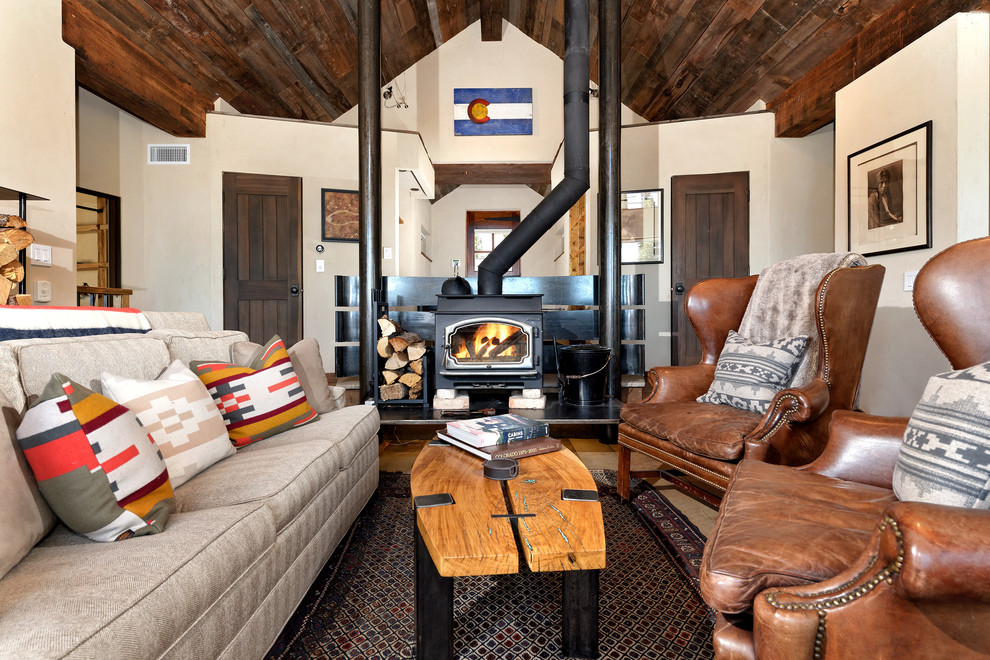 This is an example of a rustic home in Denver.