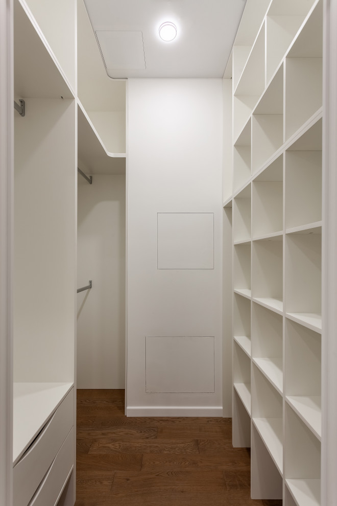 Гардероб с разнообразными системами хранения