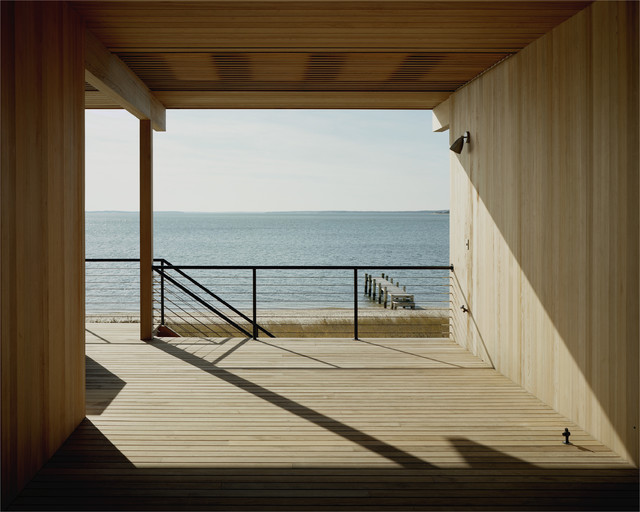 Shelter Island modern-verandah