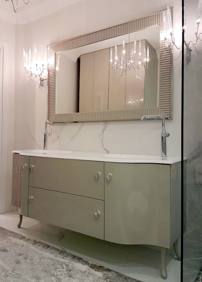 Тумба в ванную комнату.