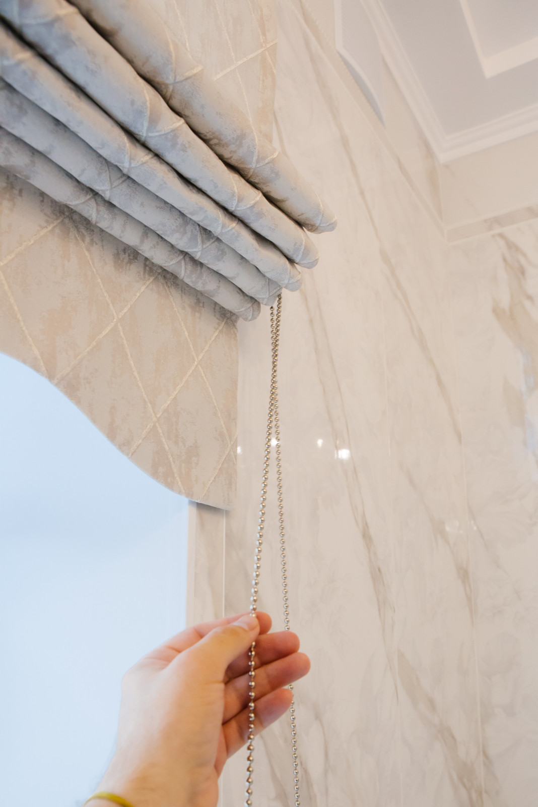 Римская штора для ванной комнаты "эффект мрамора"