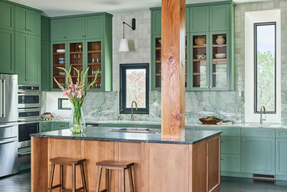 Example of a transitional kitchen design in Austin