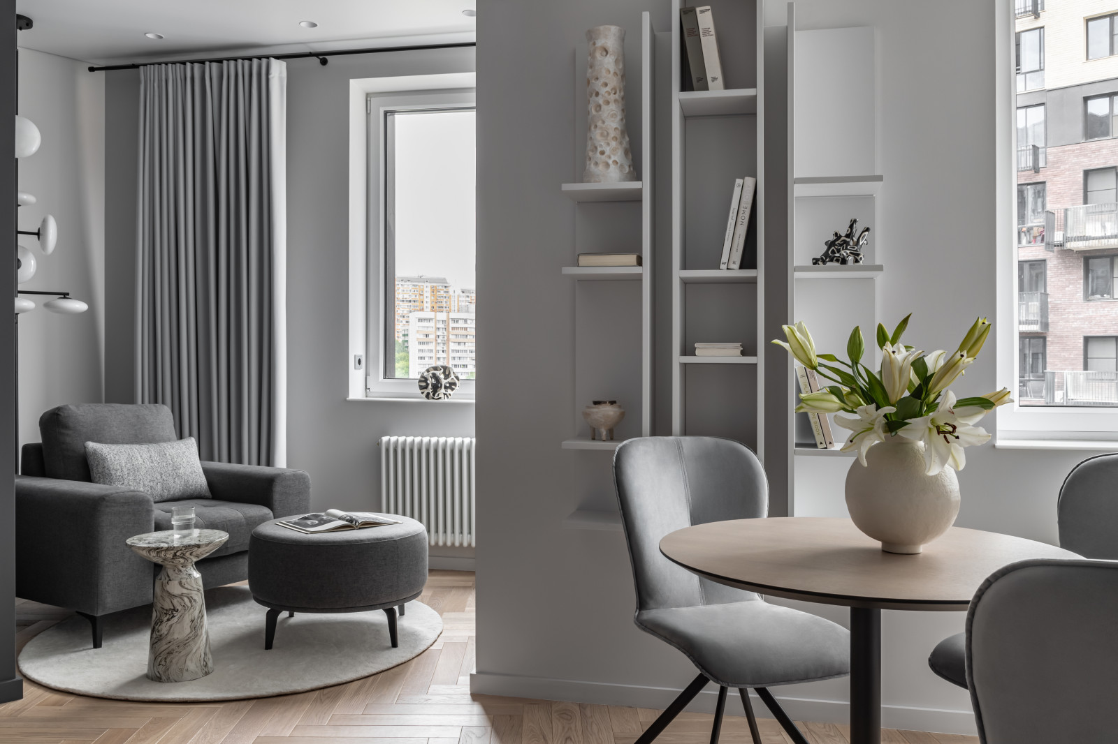 Интерьер для себя: однокомнатная квартира со спальней и мини-гостиной