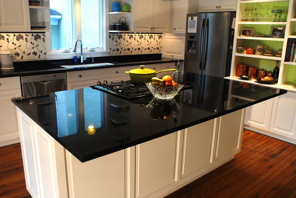 Kitchen - transitional kitchen idea