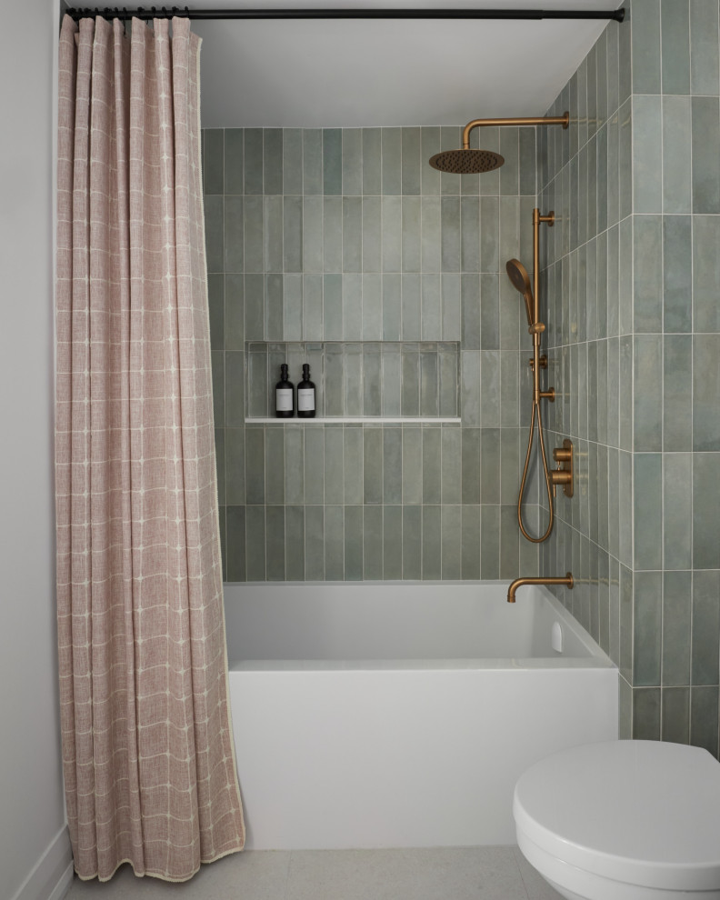 Example of a small transitional green tile and porcelain tile porcelain tile, beige floor, single-sink and wainscoting bathroom design in Toronto with shaker cabinets, medium tone wood cabinets, a one-piece toilet, white walls, an undermount sink, quartz countertops, white countertops, a niche and a freestanding vanity