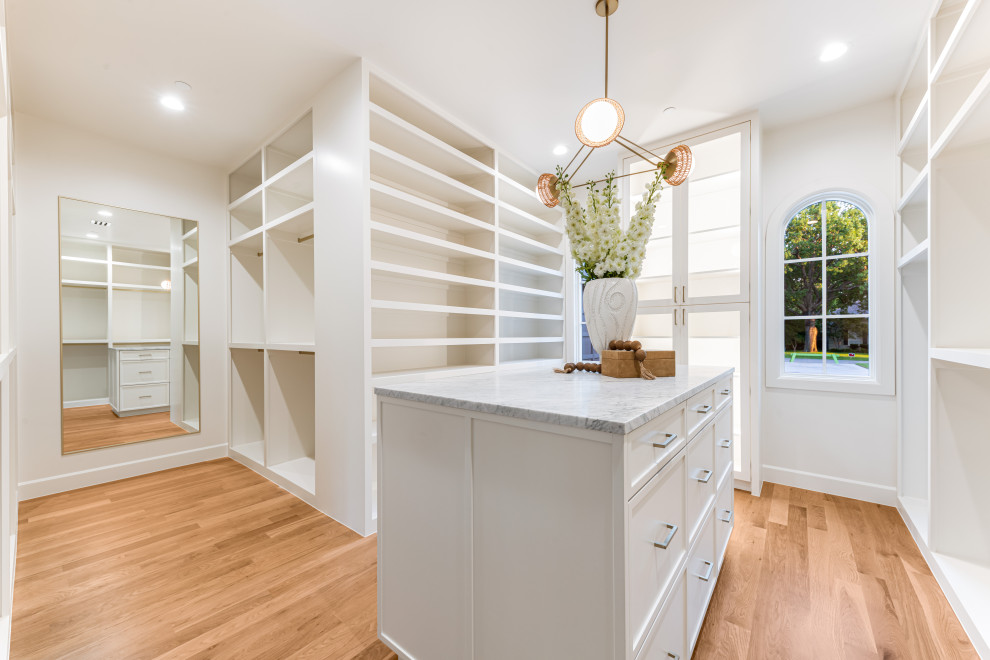 Glen Falls - Transitional - Closet - Dallas - by New Leaf Custom Homes ...