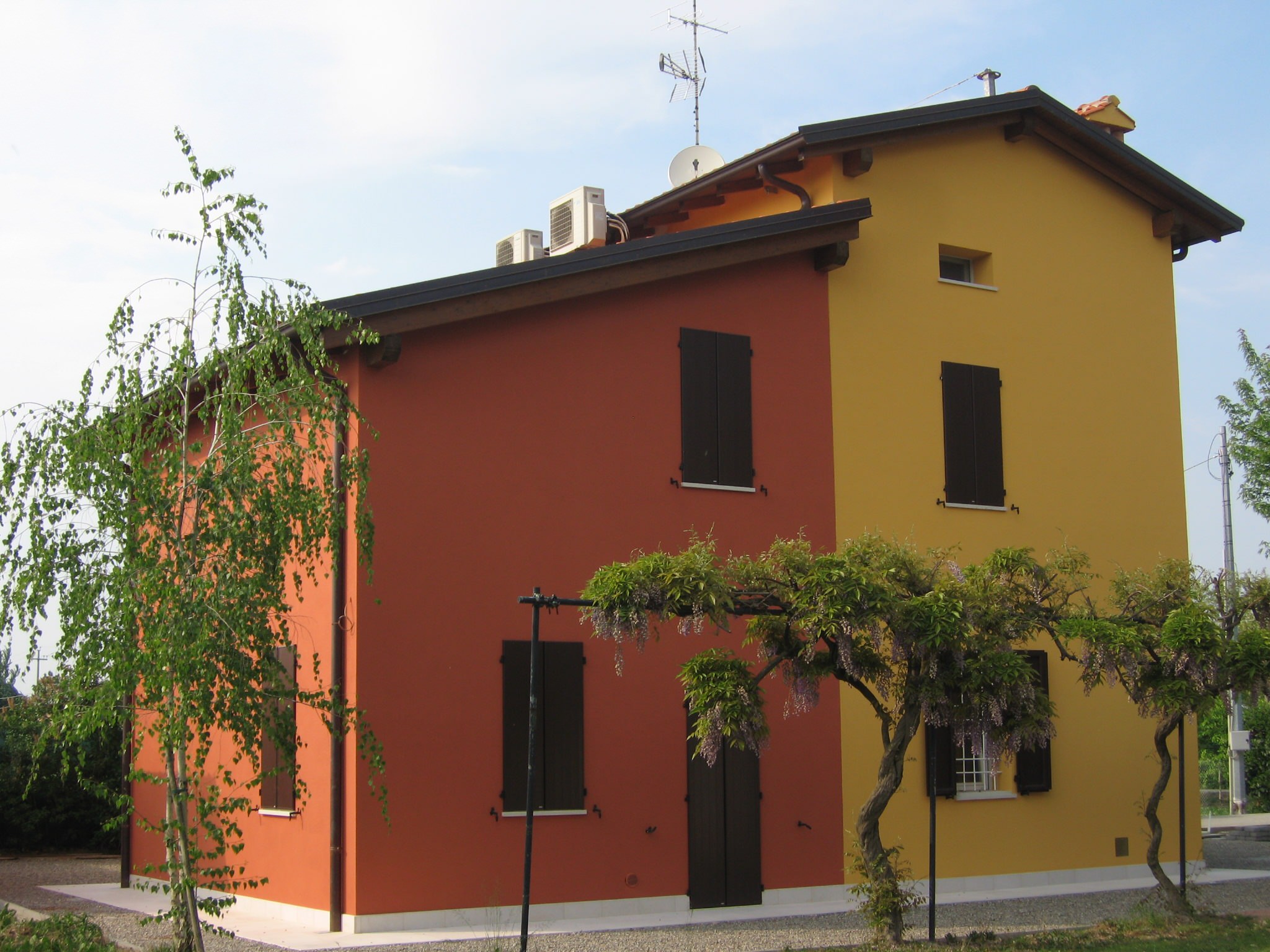 casa unifamiliare in campagna, Modena