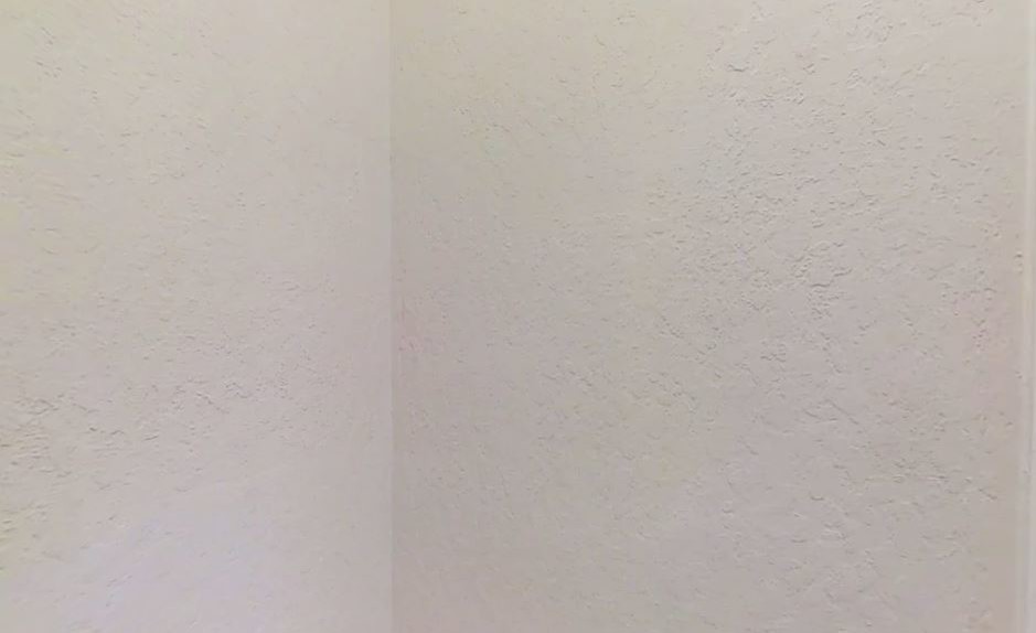 Can we put up wallpaper on knockdown texture walls?