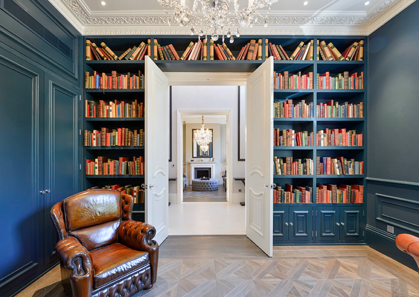 Inspiration for a transitional home office in London.