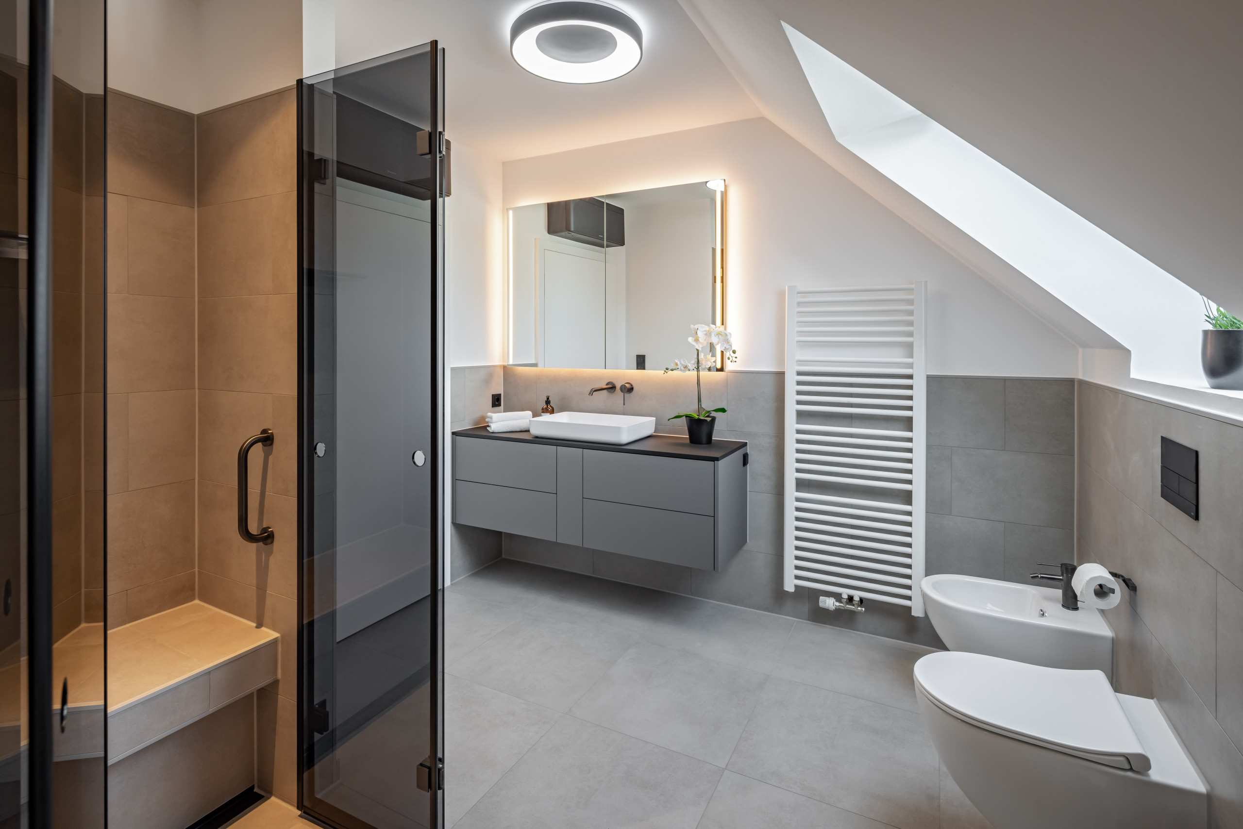 75 badezimmer in grau ideen & bilder | houzz