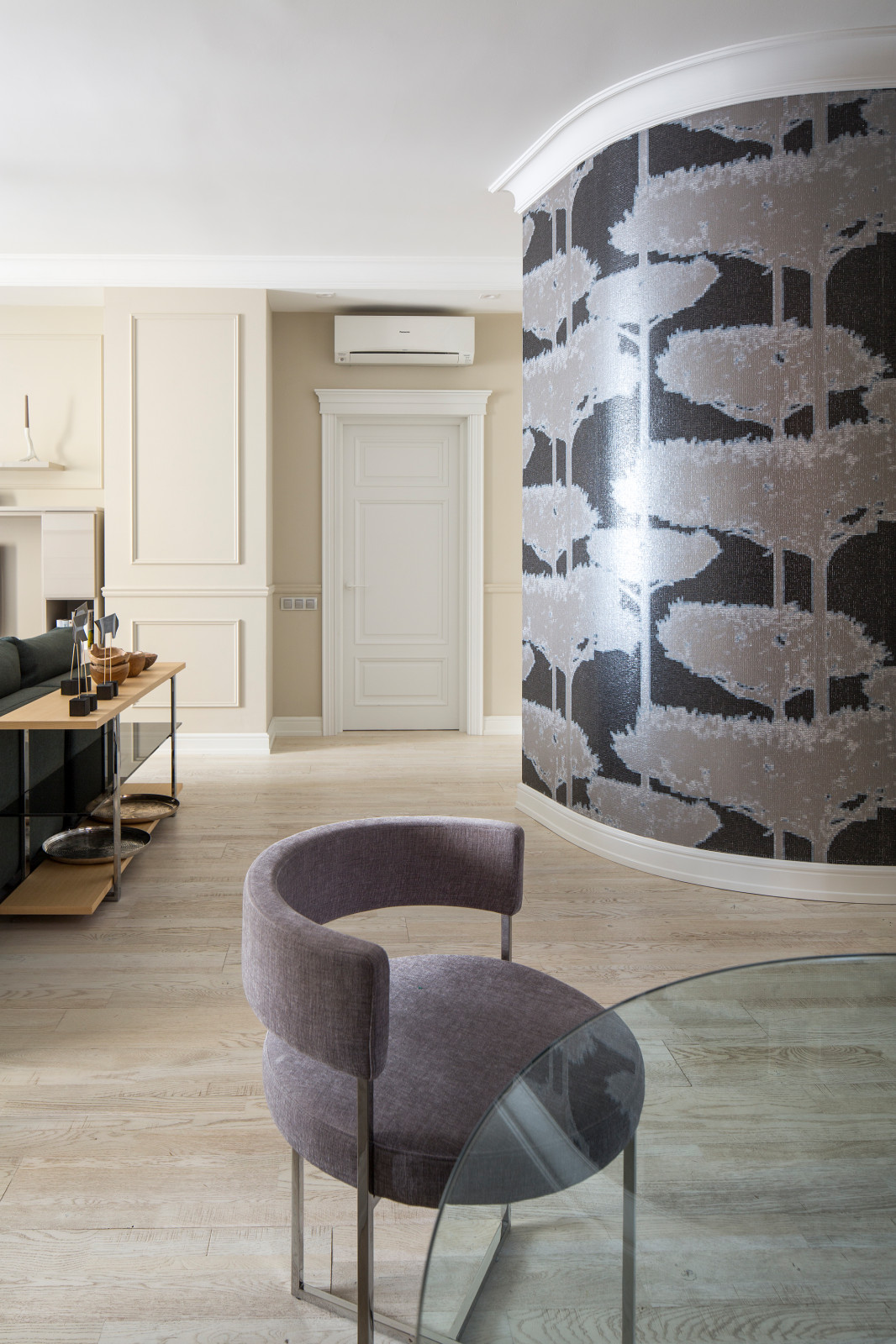 Античный минимализм - квартира на Арбате 85 м2