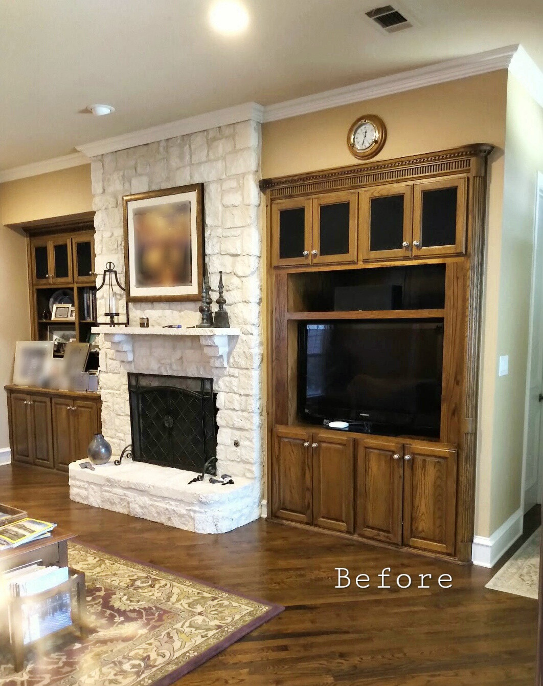 CUSTOM BOOKSHELVES
