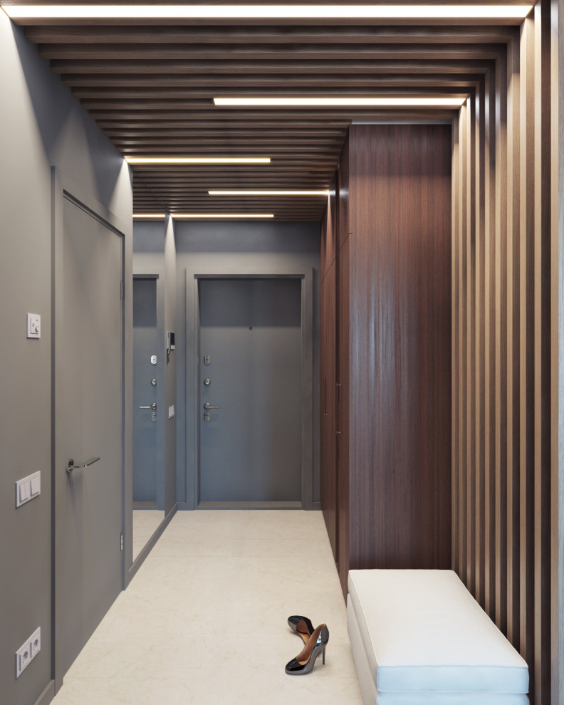 Esempio di una porta d'ingresso design di medie dimensioni con pareti grigie, pavimento con piastrelle in ceramica, una porta singola, una porta grigia, pavimento beige, soffitto in legno e boiserie