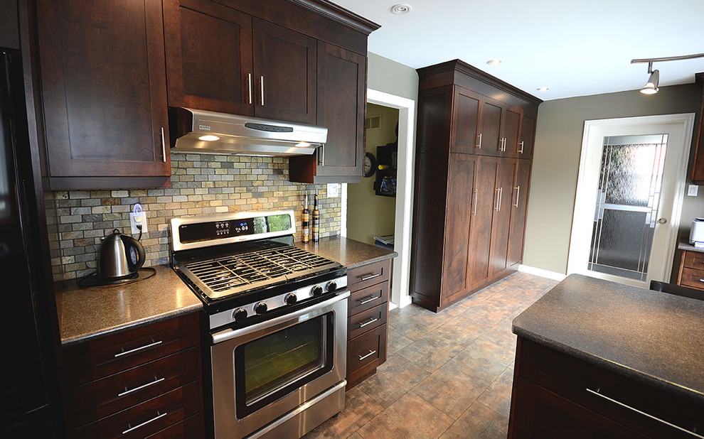 Arts and crafts kitchen photo in Toronto