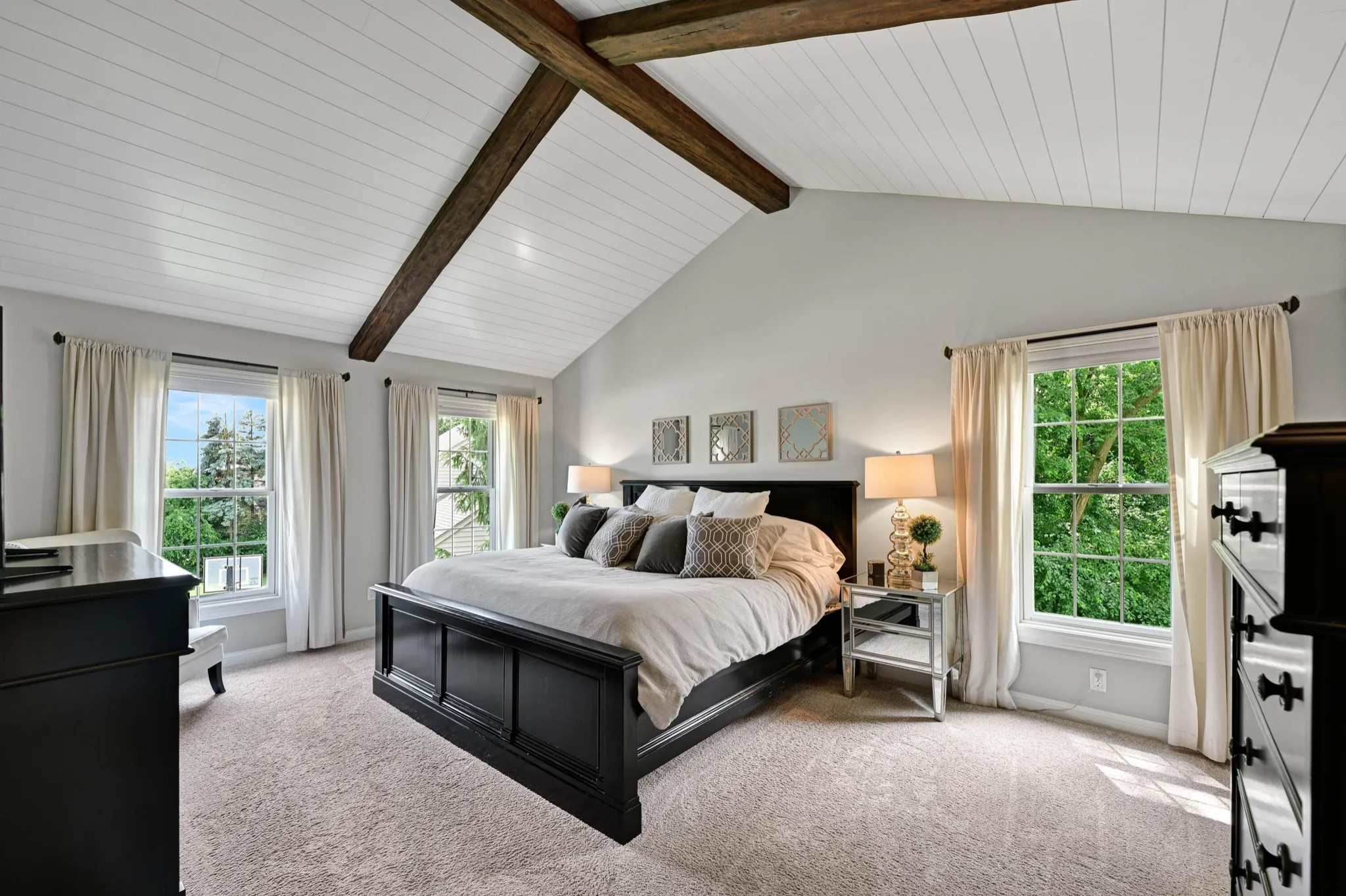 Inspiration for a bedroom remodel in Other