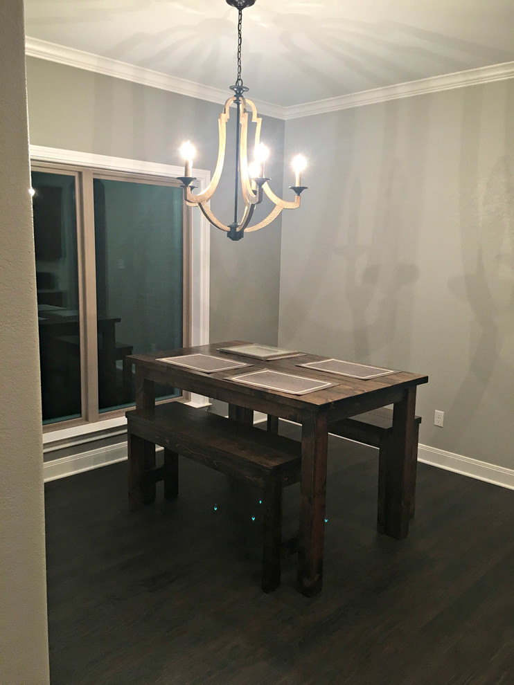 Dining room - rustic dining room idea