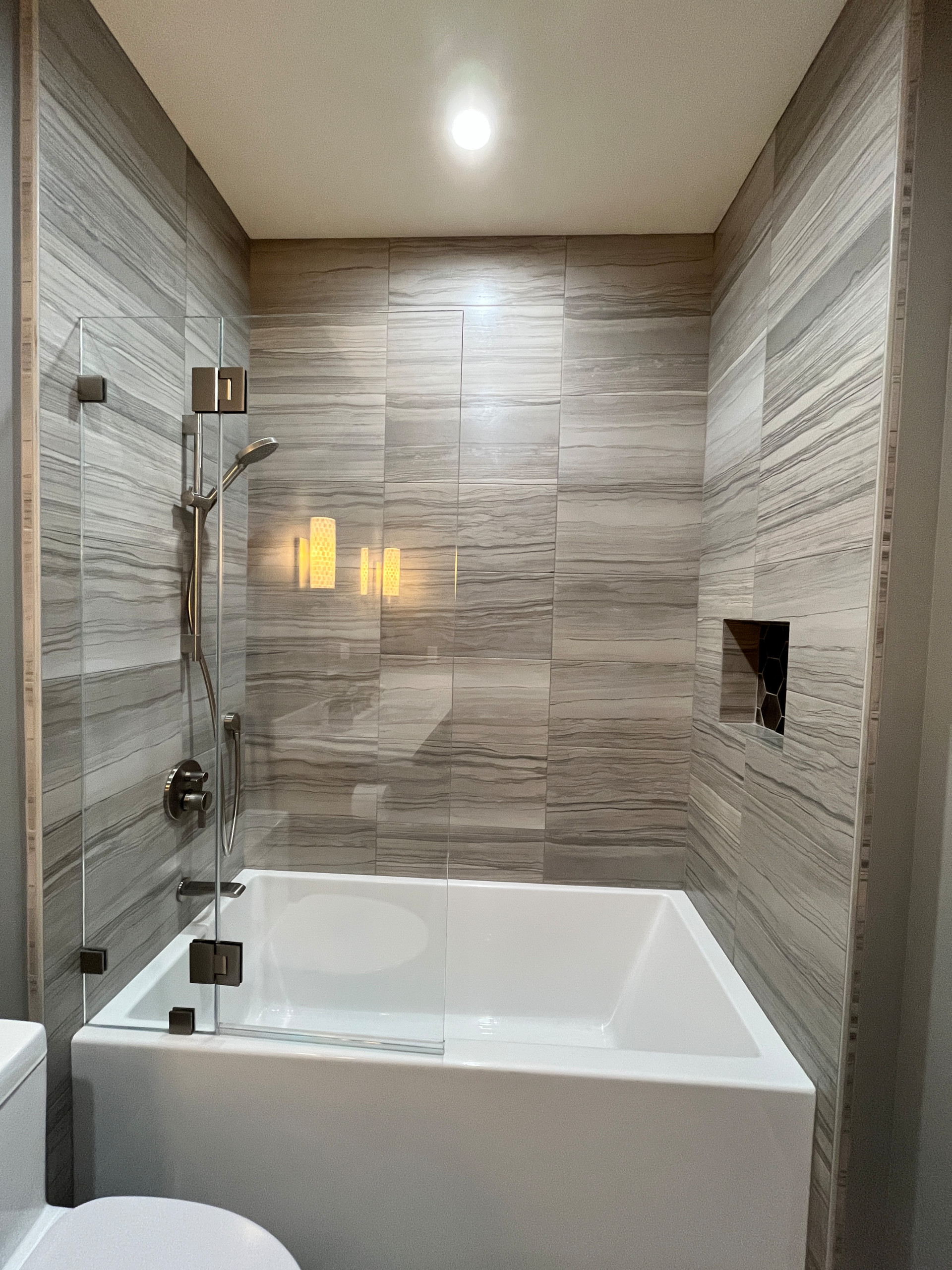 Novato |  Contemporary Bathroom Remodel