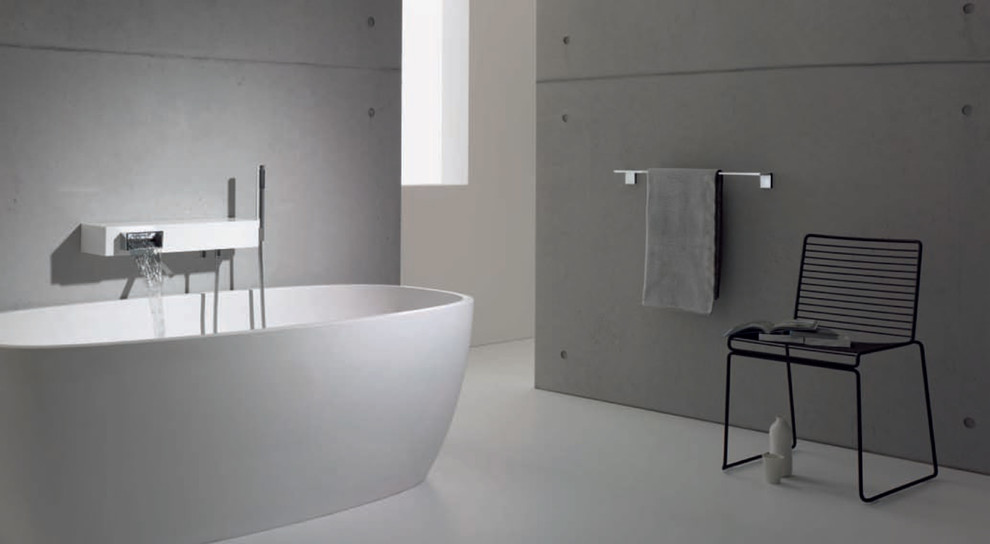 Design ideas for a contemporary bathroom in Los Angeles.