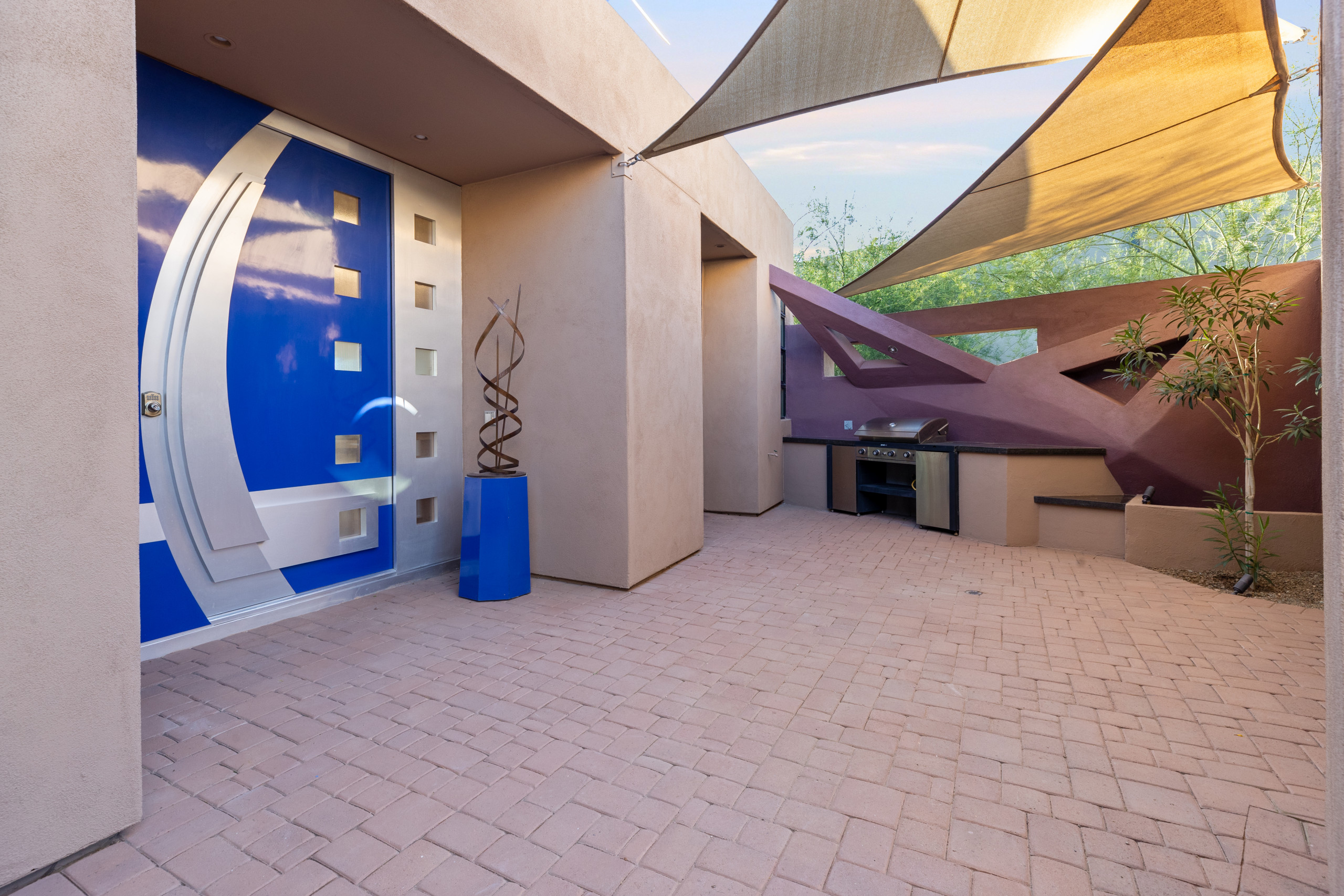 Hillside Phoenix, New Home