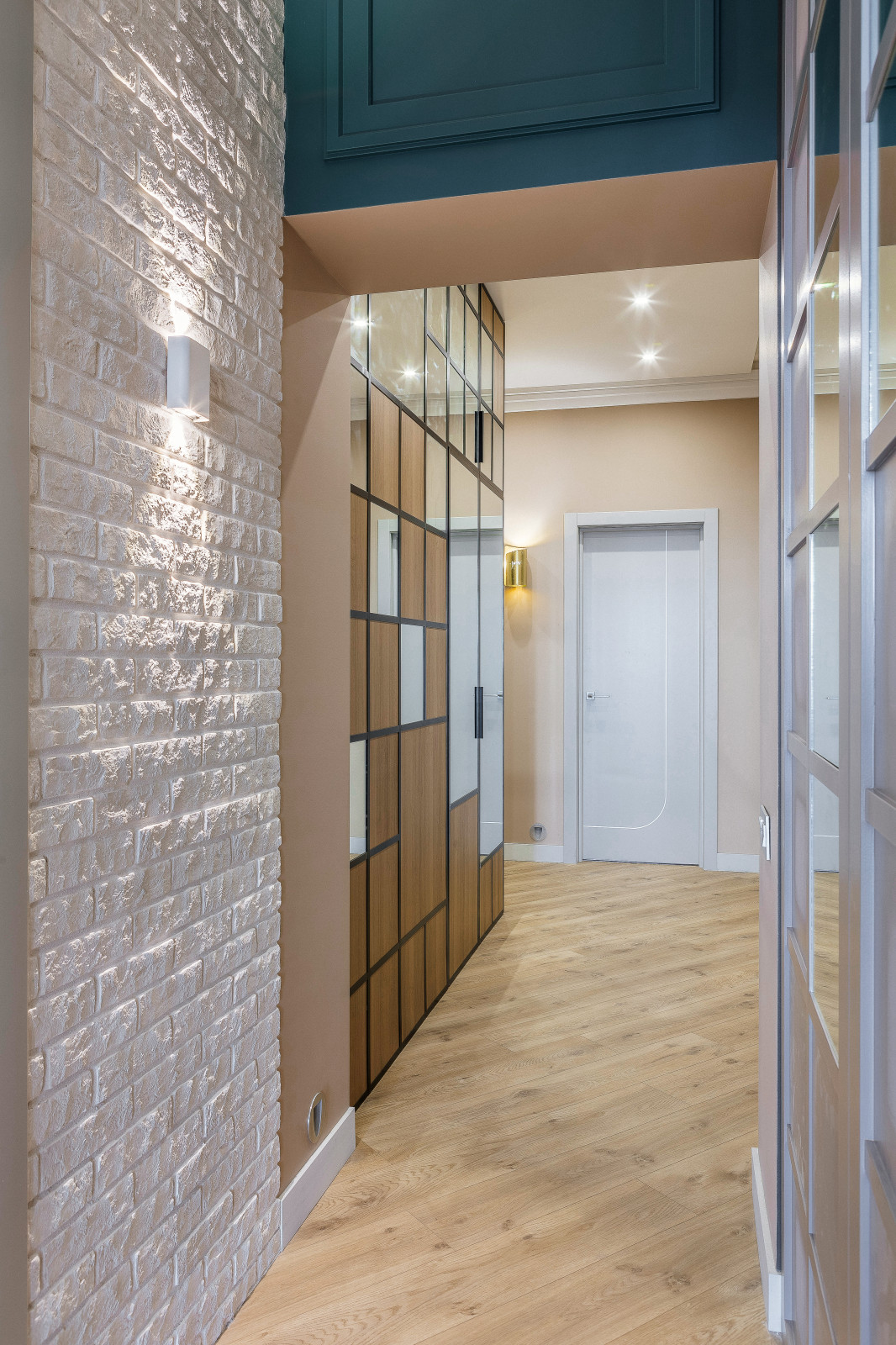 Квартира 3-к, 104м2