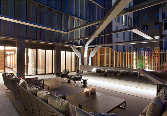 Barcelona contemporaneo-patio