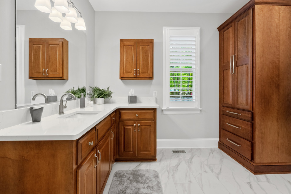 Large traditional master bathroom in Richmond with a corner shower, grey walls, marble floors, an integrated sink, granite benchtops, multi-coloured floor, an open shower, white benchtops and a single vanity.
