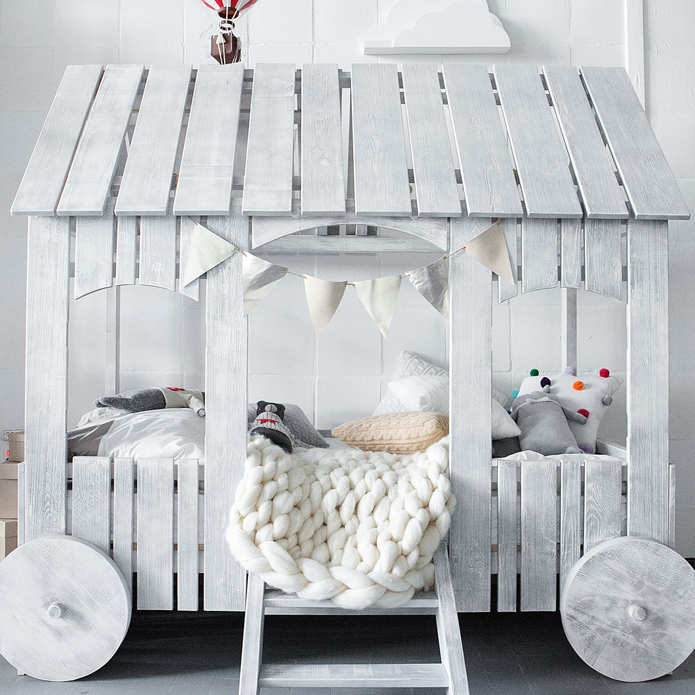 Кроватка-дом на колесах