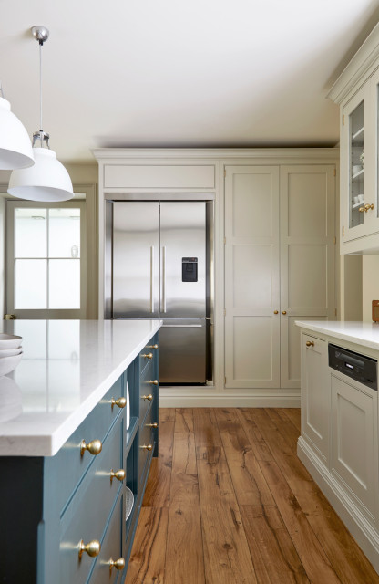 Born & Bred Studio - Family Shaker Kitchen, Dartmouth Park country-kitchen